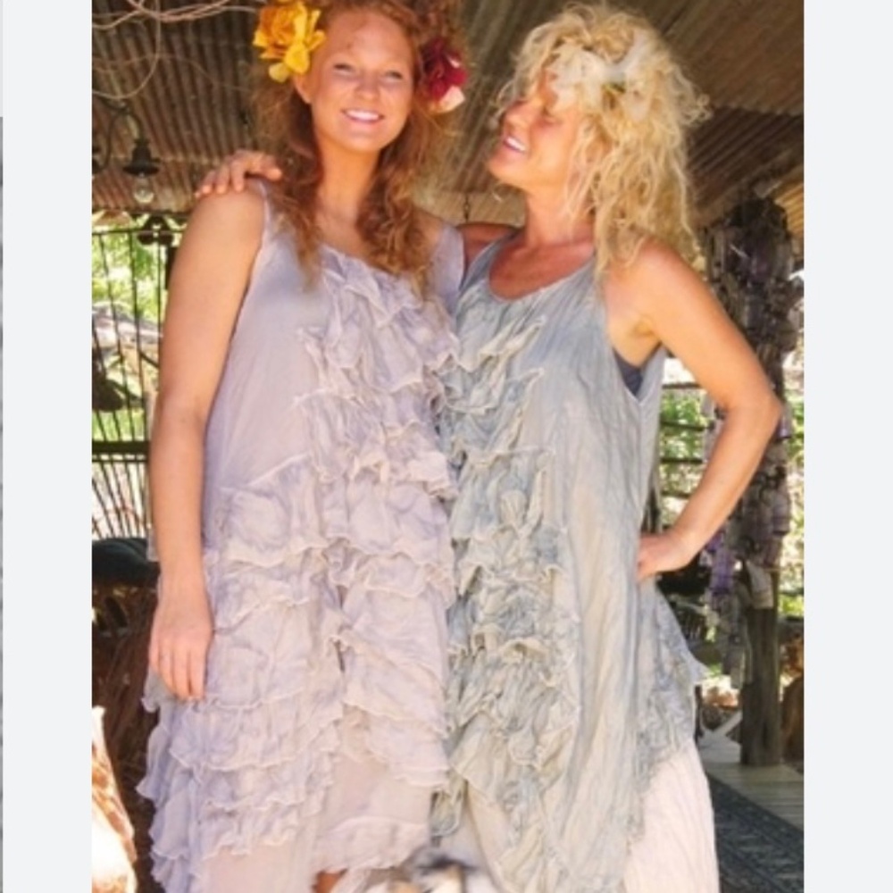 Iconic Magnolia Pearl Silver 100% Silk Ruffle Tunic Dress “Love” with Bird